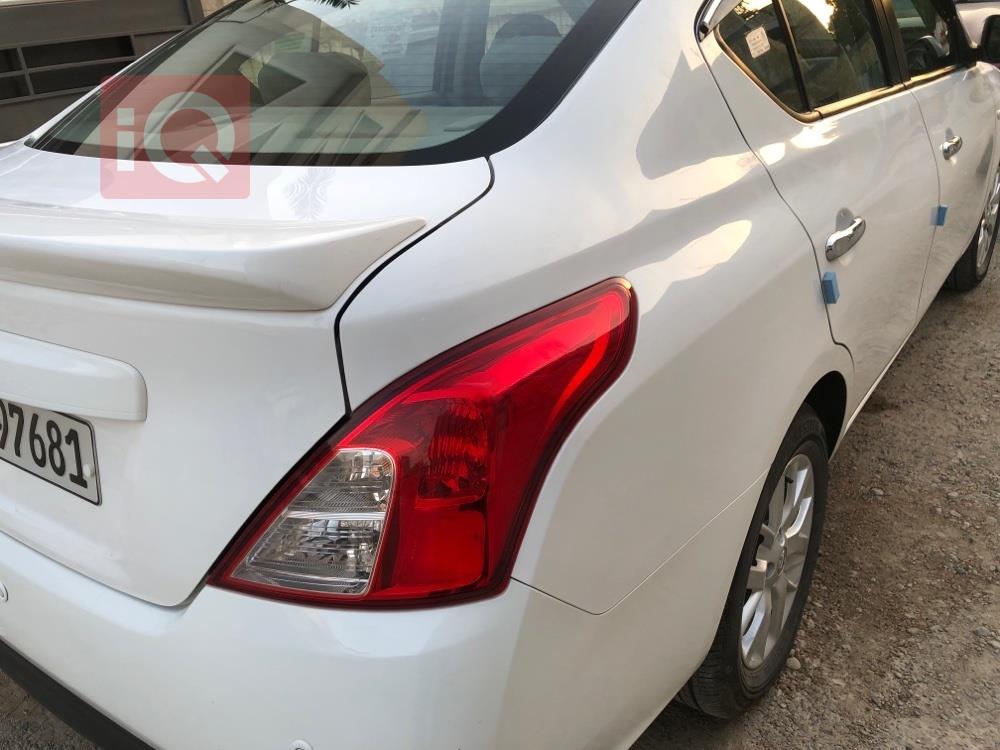 Nissan Sunny